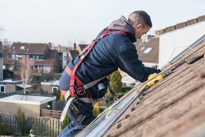 Why Hiring Roofers is a Better Idea Than DIY